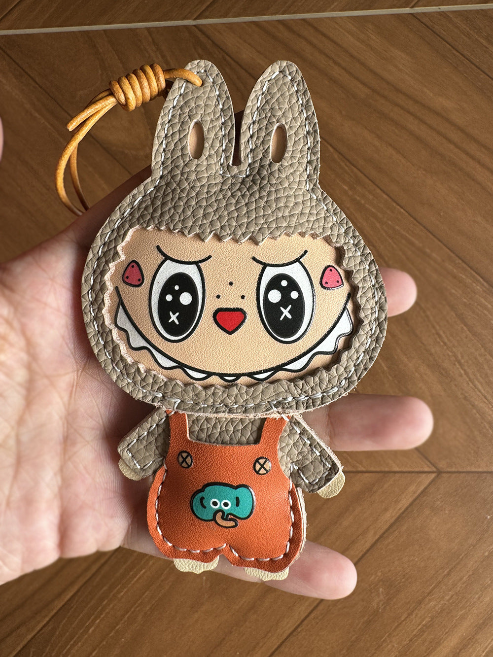 Handmade Leather Bunny Doll Keychain – Colorful Cartoon Bag Charm, Kawaii Leather Pendant, Gift for Her