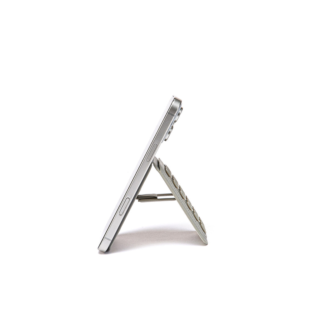 Flip Stand MagSafe Wallet