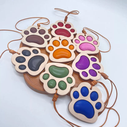 Handmade Leather Cat Paw Charm – Cute 3D Keychain Gift for Cat Lovers