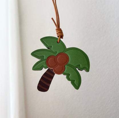 Handmade Leather Palm Tree Bag Charm – Tropical Coconut Keychain Gift