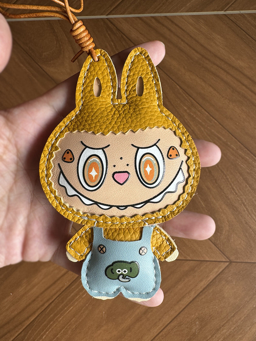 Handmade Leather Bunny Doll Keychain – Colorful Cartoon Bag Charm, Kawaii Leather Pendant, Gift for Her